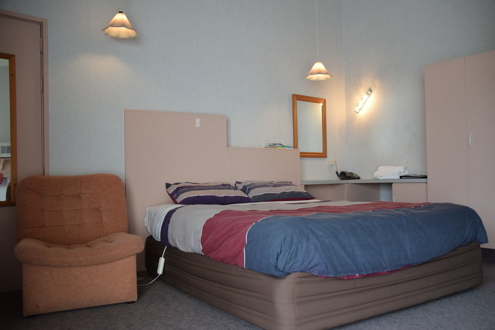 Fiordland National Park Lodge Te Anau Downs Buitenkant foto