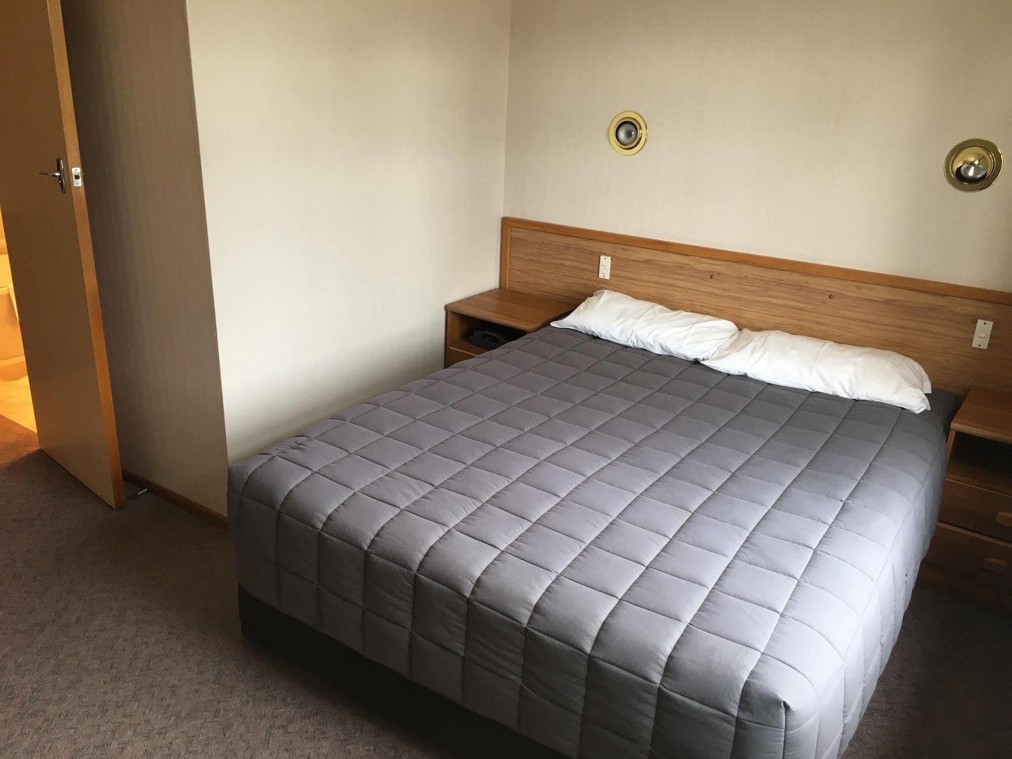 Fiordland National Park Lodge Te Anau Downs Buitenkant foto