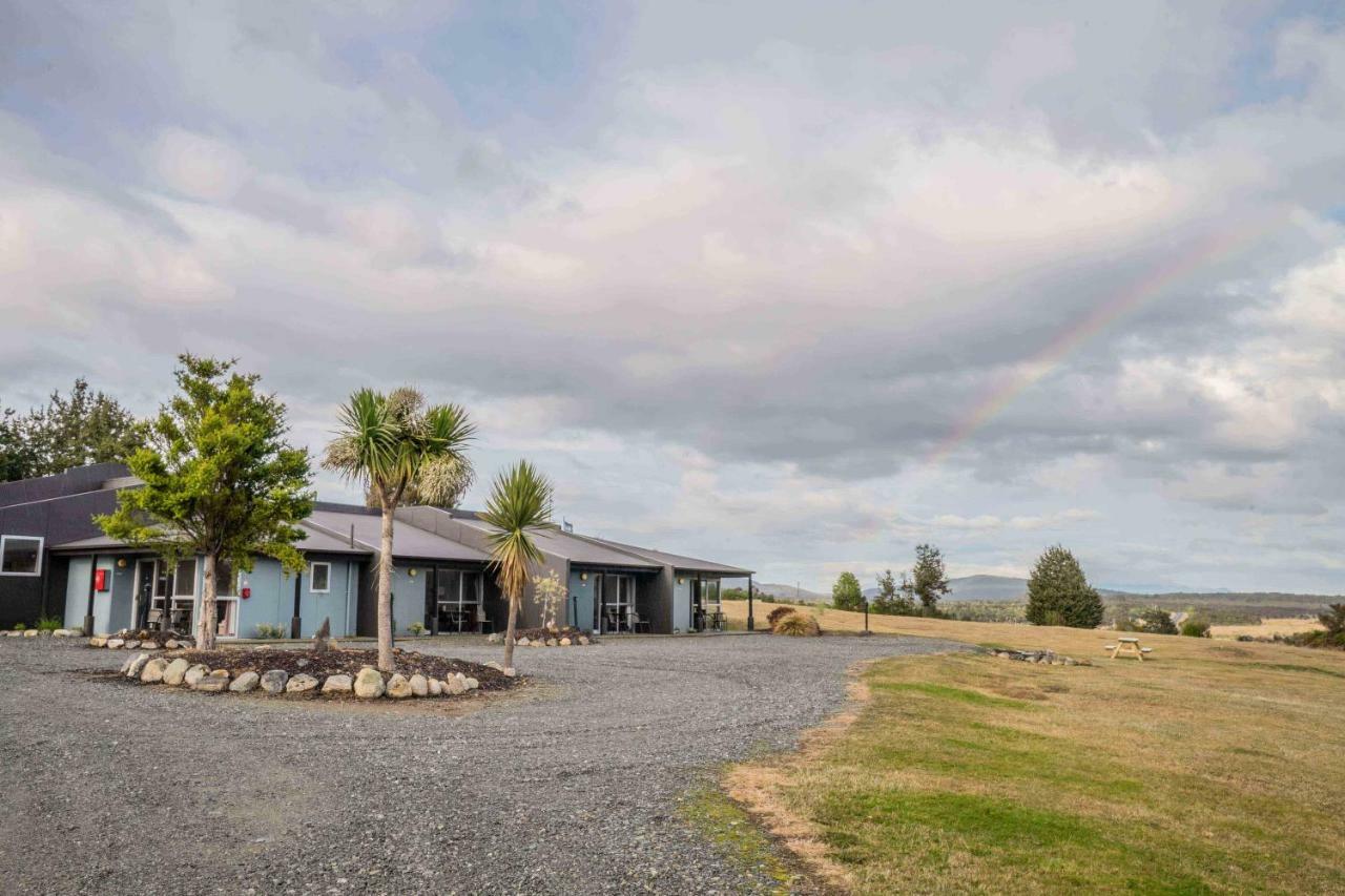 Fiordland National Park Lodge Te Anau Downs Buitenkant foto